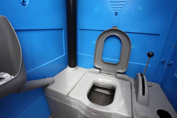 Best Portable restroom trailer rental  in Glendive, MT