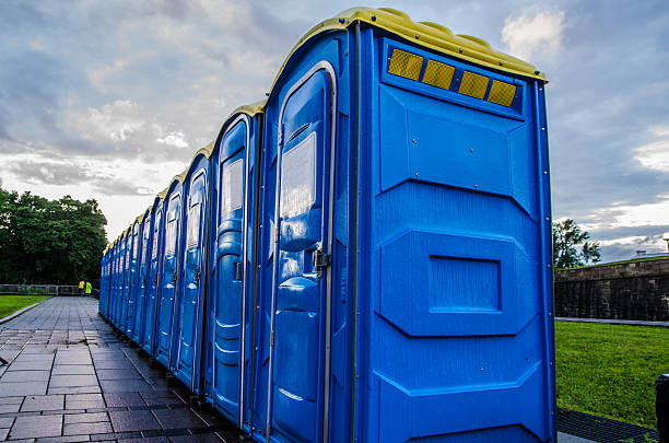 Best Porta potty delivery and setup  in Glendive, MT